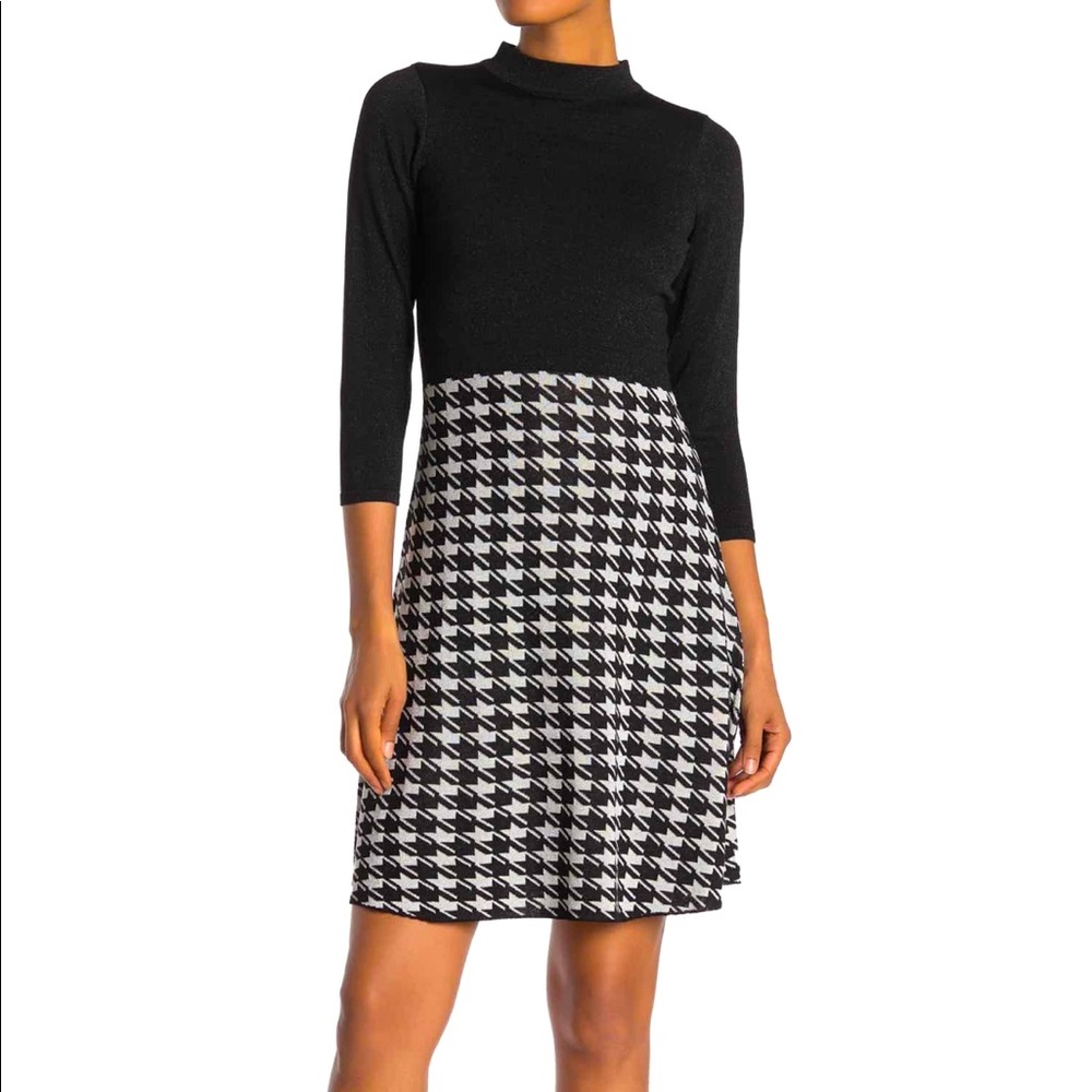 NWOT Nanette Lepore Mock neck 3/4 sleeve dress!
